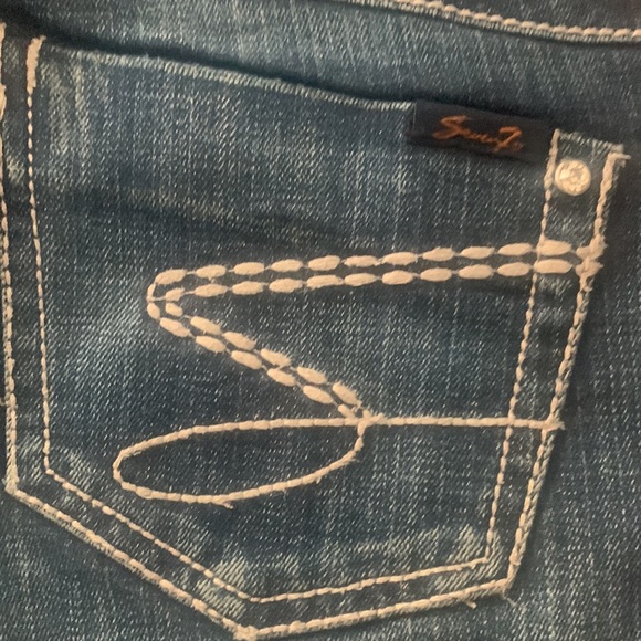 🌺 2 for $23 🌺 Seven7 Jeans with a Hint of Bling - Picture 5 of 8